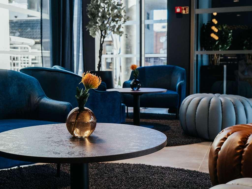 Comfort Hotel 보도 내부 사진
